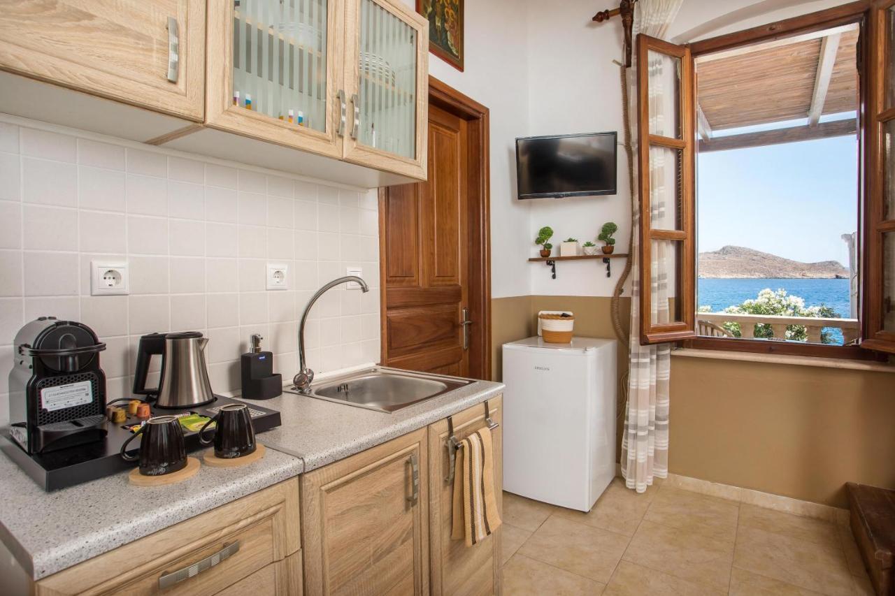 Annas Houses Chalki Town 外观 照片