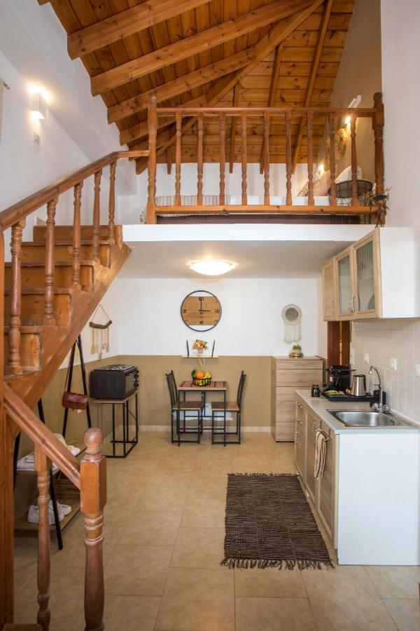 Annas Houses Chalki Town 外观 照片