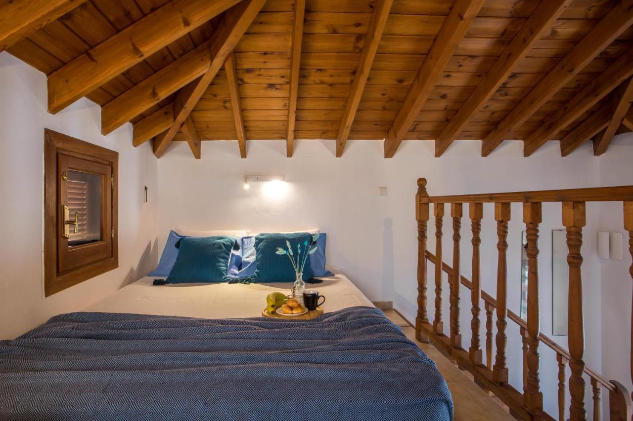 Annas Houses Chalki Town 外观 照片
